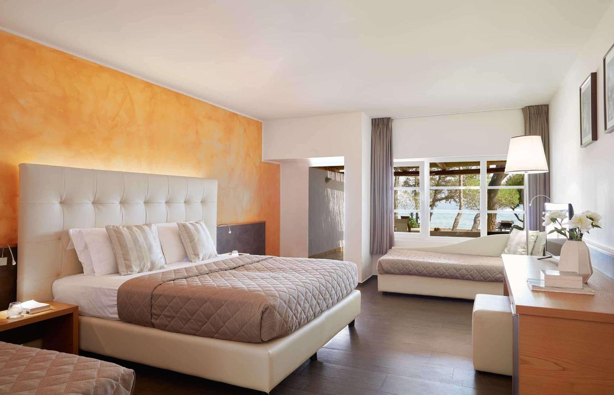 Hydra Beach Resort Thermisia Екстер'єр фото