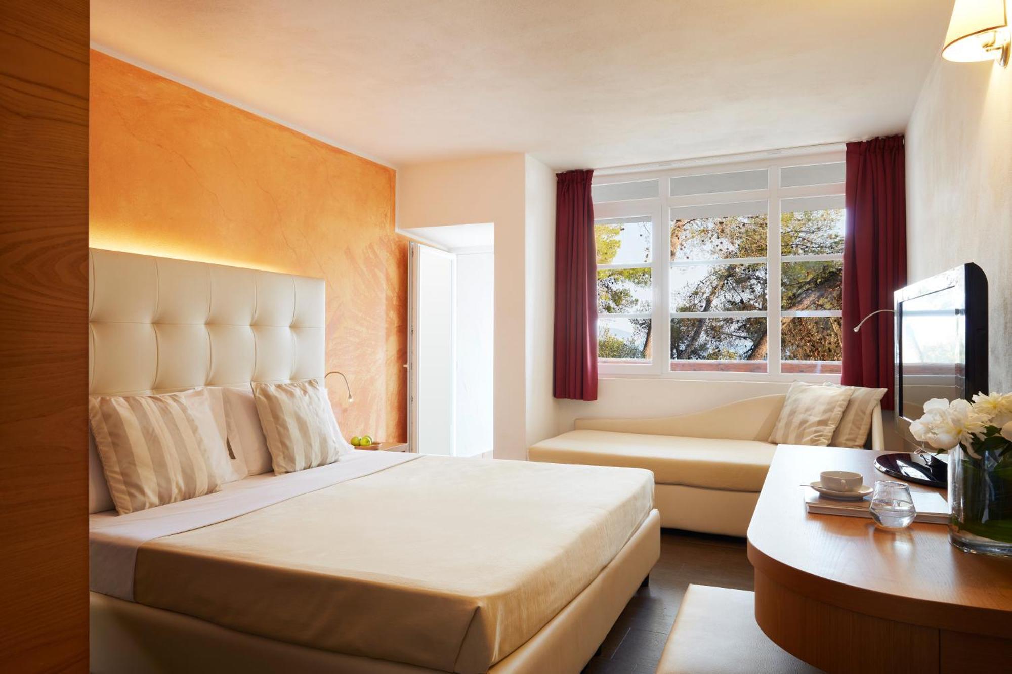 Hydra Beach Resort Thermisia Екстер'єр фото